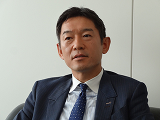 松井紀雄氏